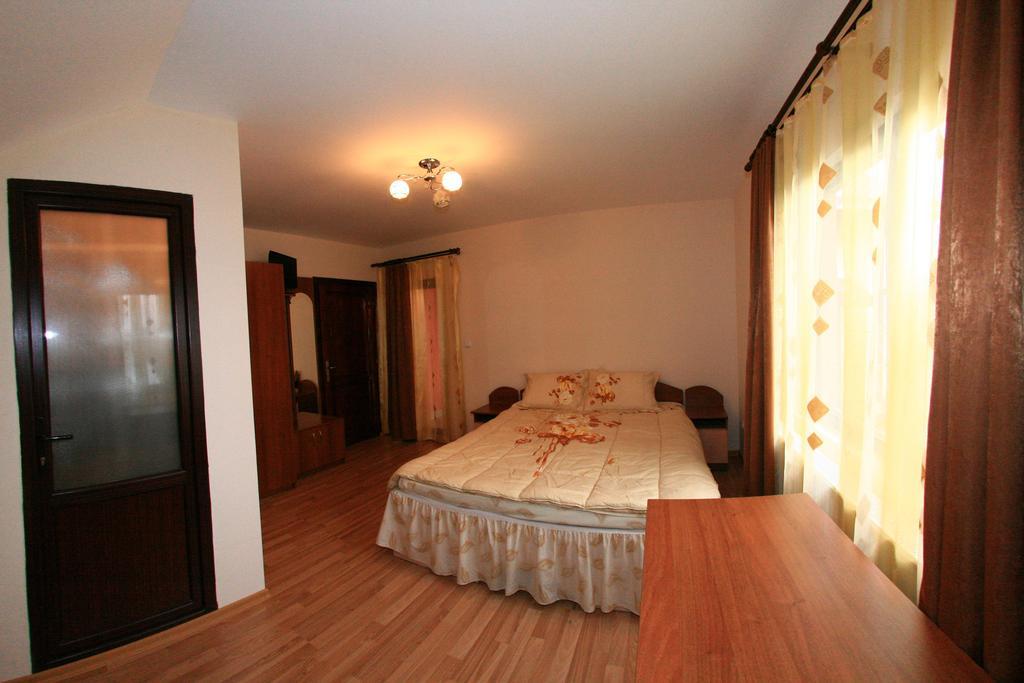 Pensiunea Valea Ursului Câmpulung Exterior foto